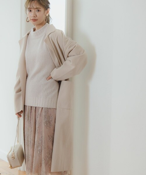 mysty woman(ミスティウーマン)の「【追加予約】ボリュームガウンコート(ジャケット/アウター・レディース・アイボリー/【WEB限定】ブラック/【WEB限定】ダークピンク/モカ/ブラウン/ブルーグレー・F)」の9枚目の写真