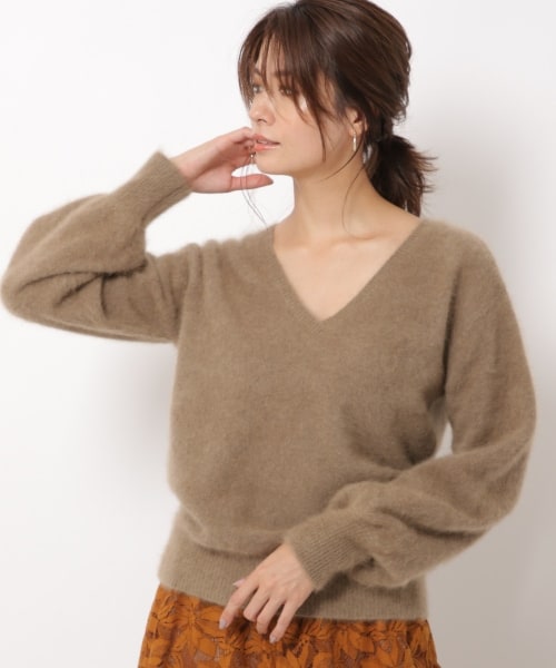 BABYLONE（バビロン）の「ラクーンニットVネックプルオーバー