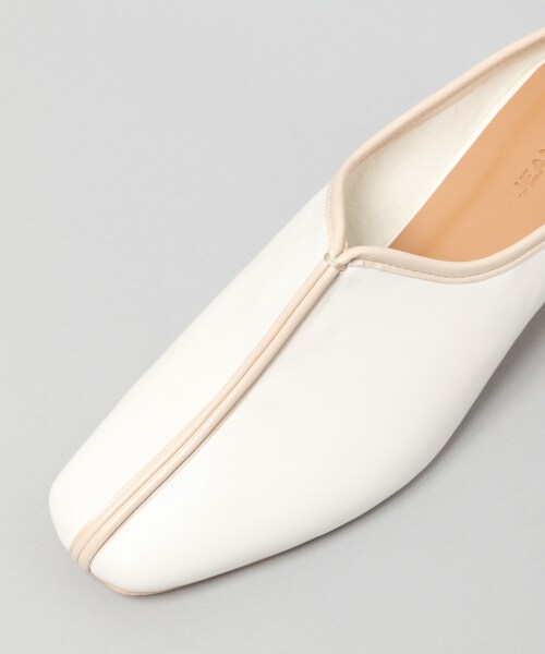 JEANASIS（ジーナシス）の「ライニングヒールミュール【完売カラー追加予約】（シューズ・ホワイト()/ブラック()/ブラック系その他()）」の17枚目の写真