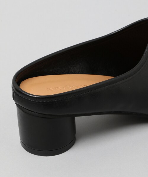 JEANASIS（ジーナシス）の「ライニングヒールミュール【完売カラー追加予約】（シューズ・ホワイト()/ブラック()/ブラック系その他()）」の16枚目の写真