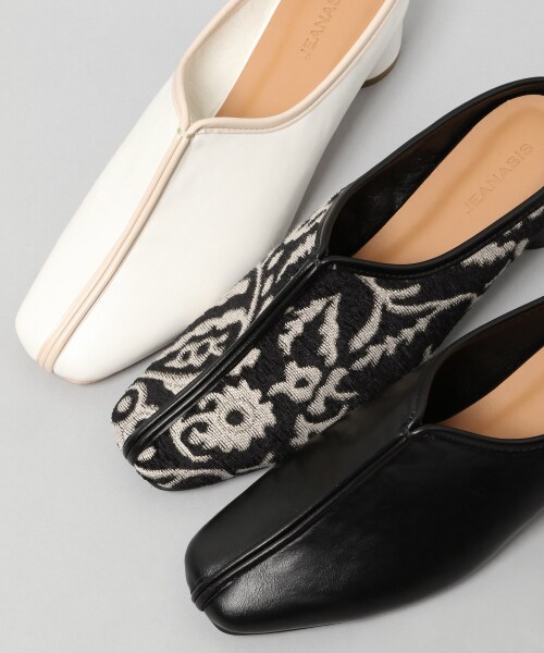 JEANASIS（ジーナシス）の「ライニングヒールミュール【完売カラー追加予約】（シューズ・ホワイト()/ブラック()/ブラック系その他()）」の21枚目の写真