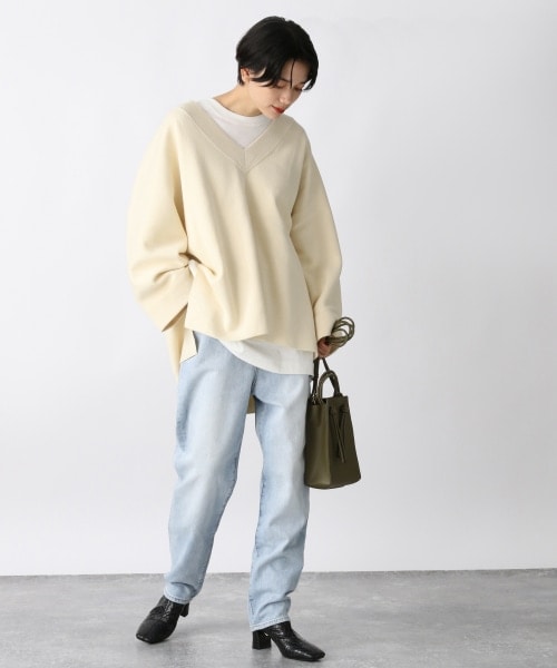 JEANASIS（ジーナシス）の「WフェイスドルマンVプルオーバー（トップス・アイボリー()/ブラック()/グレージュ()/マスタード()）」の5枚目の写真