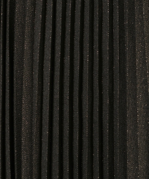 JEANASIS（ジーナシス）の「リバーシブルシャンブレープリーツスカート（スカート・ブラック×ブラウン()/グレー×シルバー()/ブルー×パープル()）」の5枚目の写真