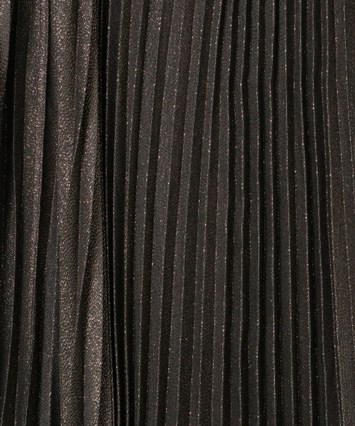 JEANASIS（ジーナシス）の「リバーシブルシャンブレープリーツスカート（スカート・ブラック×ブラウン()/グレー×シルバー()/ブルー×パープル()）」の7枚目の写真