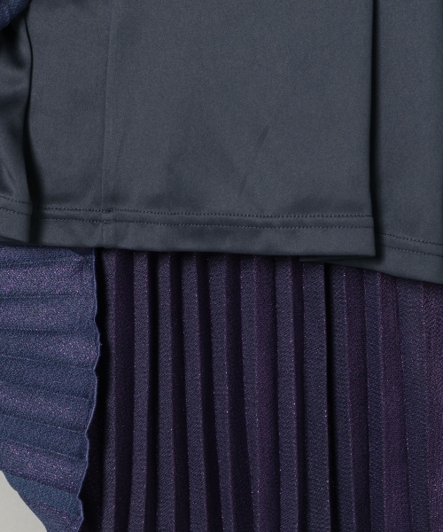 JEANASIS（ジーナシス）の「リバーシブルシャンブレープリーツスカート（スカート・ブラック×ブラウン()/グレー×シルバー()/ブルー×パープル()）」の17枚目の写真