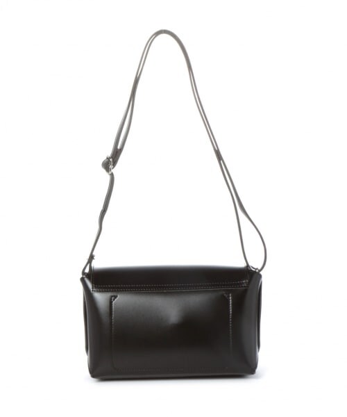 LAKOLE（ラコレ）の「ロールフラップショルダーバッグ（バッグ・ブラック()/ベージュ()/カーキ()）」の11枚目の写真