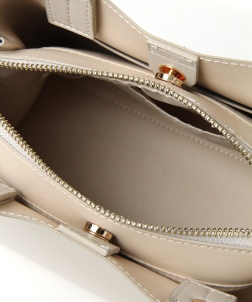 LEPSIM（レプシィム）の「ライトタックミニＴＯＴＥ（バッグ・ブラック/グレー(カタオシ)/ライトグレージュ/ライトブルー）」の16枚目の写真