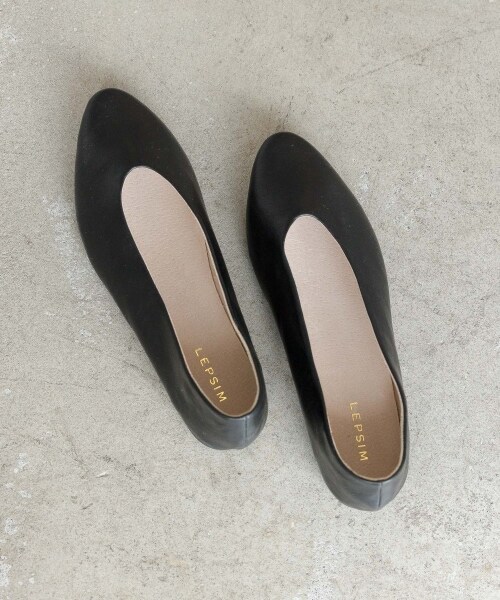 LEPSIM(レプシィム)の「UカットソフトフラットAW(シューズ・レオパード/【WEB限定】オフ×カタオシ/ブラック/【WEB限定】パイソン/ライトベージュ/ブラウン×カタオシ/ガンメタ)」の3枚目の写真