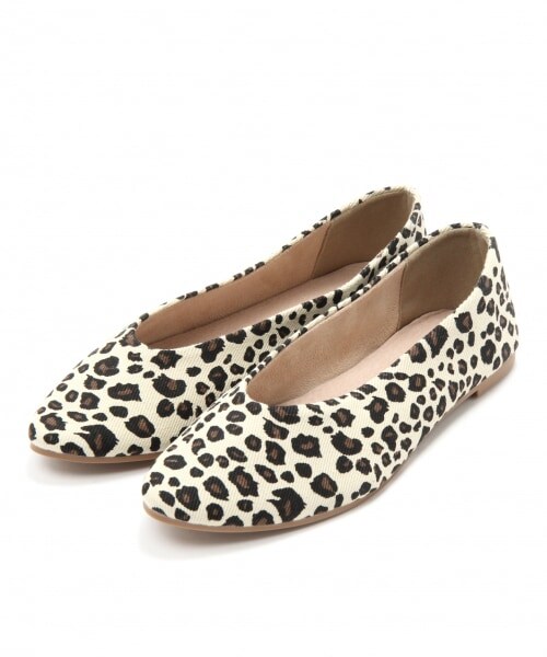 LEPSIM(レプシィム)の「UカットソフトフラットAW(シューズ・レオパード/【WEB限定】オフ×カタオシ/ブラック/【WEB限定】パイソン/ライトベージュ/ブラウン×カタオシ/ガンメタ)」の13枚目の写真