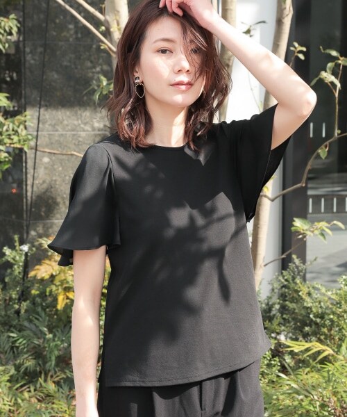 LEPSIM（レプシィム）の「ソデフハク フレアスリーブ（トップス・オフ/ブラック/グレージュ/ブルーグリーン）」の6枚目の写真