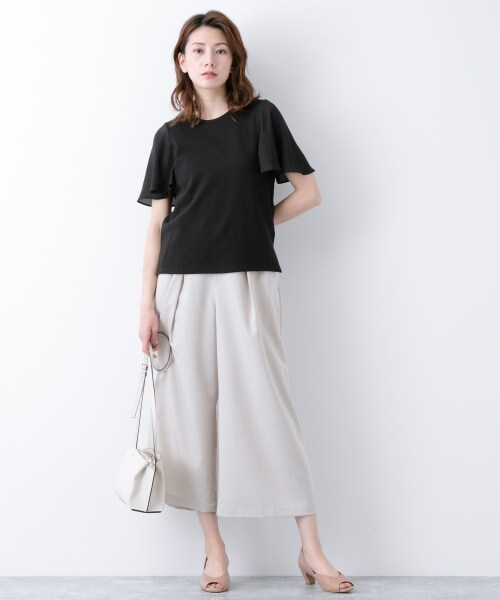 LEPSIM（レプシィム）の「ソデフハク フレアスリーブ（トップス・オフ/ブラック/グレージュ/ブルーグリーン）」の9枚目の写真