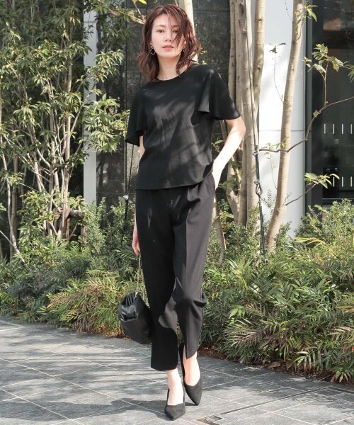 LEPSIM（レプシィム）の「ソデフハク フレアスリーブ（トップス・オフ/ブラック/グレージュ/ブルーグリーン）」の7枚目の写真