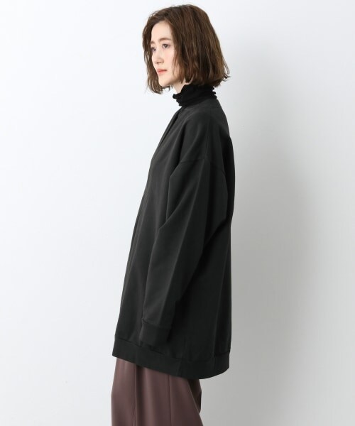 A part by(アパートバイ)の「Coスキッパーウラケスウェット(トップス・オフホワイト/ブラック/ライトグリーン)」の15枚目の写真