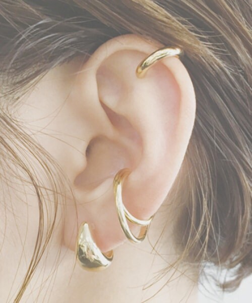 LOWRYS FARM（ローリーズファーム）の「レイヤードカフ＊ジュシイヤリング（アクセサリー・シルバー/1/ゴールド/5）」の4枚目の写真