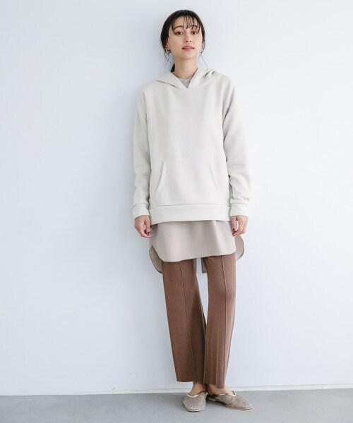 A part by（アパートバイ）の「12GCoAcニットフレアパンツ（パンツ・チャコールグレー/ライトベージュ/ブラウン）」の6枚目の写真