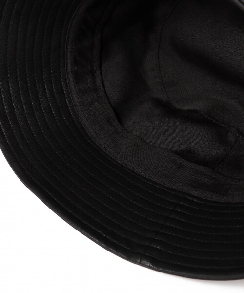 LOWRYS FARM（ローリーズファーム）の「Ｆレザーバケットハット（帽子・アイボリー/ブラック）」の9枚目の写真