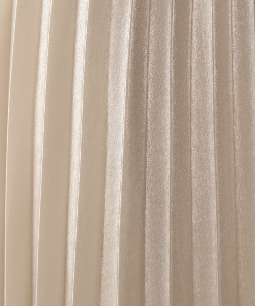 LOWRYS FARM（ローリーズファーム）の「シアープリーツスカート２（スカート・アイボリー/ブラック/ベージュ/カーキ）」の15枚目の写真