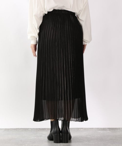 LOWRYS FARM（ローリーズファーム）の「シアープリーツスカート２（スカート・アイボリー/ブラック/ベージュ/カーキ）」の8枚目の写真