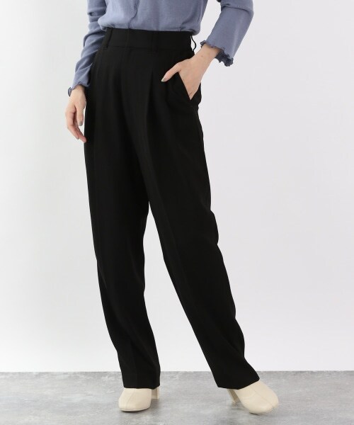 LOWRYS FARM（ローリーズファーム）の「カラータックワイドパンツ（パンツ・アイボリー/ブラック/イエロー/カーキ）」の2枚目の写真