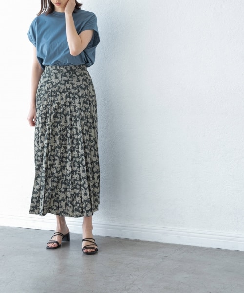 LOWRYS FARM（ローリーズファーム）の「ペイズリープリーツスカート（スカート・ブラック/ブラウン）」の6枚目の写真