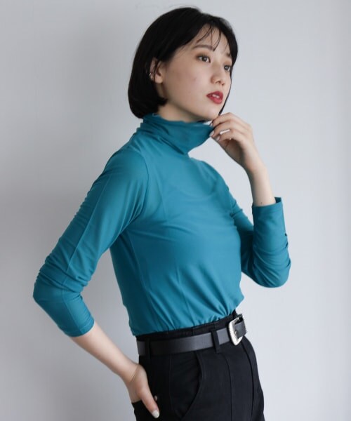 PAGEBOY（ページボーイ）の「シアータートルインナーセット（トップス・ホワイト/ブラック/シアン）」の3枚目の写真