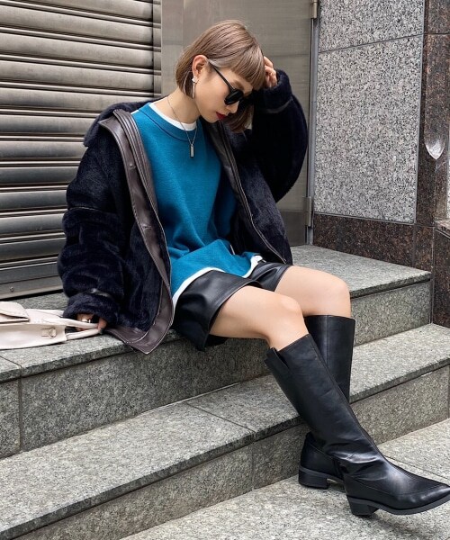 PAGEBOY(ページボーイ)の「エコレザーラップショートパンツ(パンツ・オフホワイト/ブラック)」の9枚目の写真