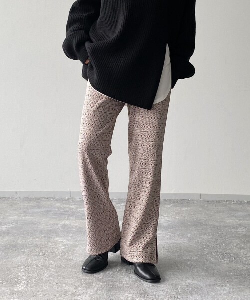 PAGEBOY(ページボーイ)の「キカガラジャガードカットパンツ(パンツ・ブラック/グレージュ)」の5枚目の写真