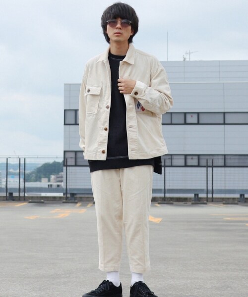 RAGEBLUE(レイジブルー)の「<欠品カラー予約受付中>USAコーデュロイワイドテーパードパンツ(パンツ・ホワイト/ブラック/グレー/ブラウン/グリーン系)」の6枚目の写真