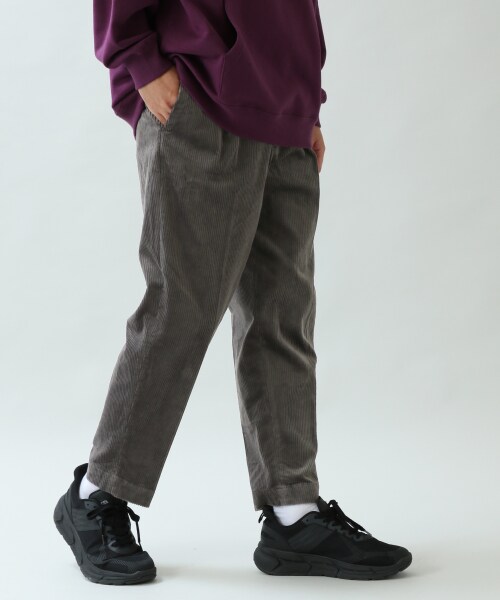 RAGEBLUE(レイジブルー)の「<欠品カラー予約受付中>USAコーデュロイワイドテーパードパンツ(パンツ・ホワイト/ブラック/グレー/ブラウン/グリーン系)」の3枚目の写真
