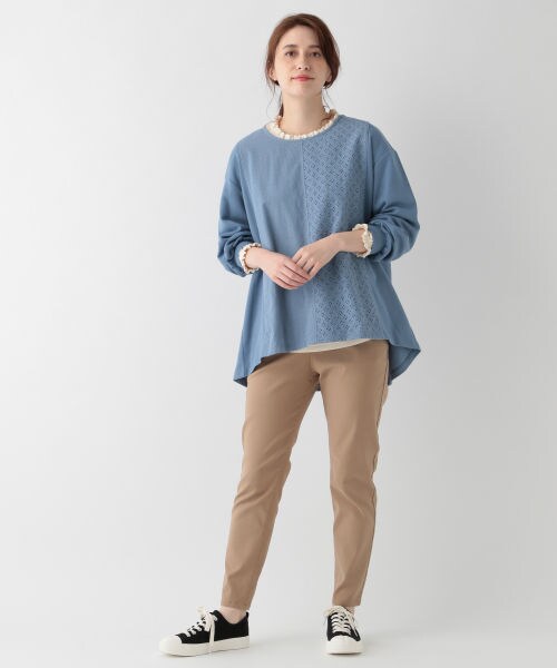 studio CLIP（スタディオクリップ）の「フロントレースコンビチュニックプルオーバー（トップス・オフホワイト/ライトブルー/ネイビー）」の5枚目の写真
