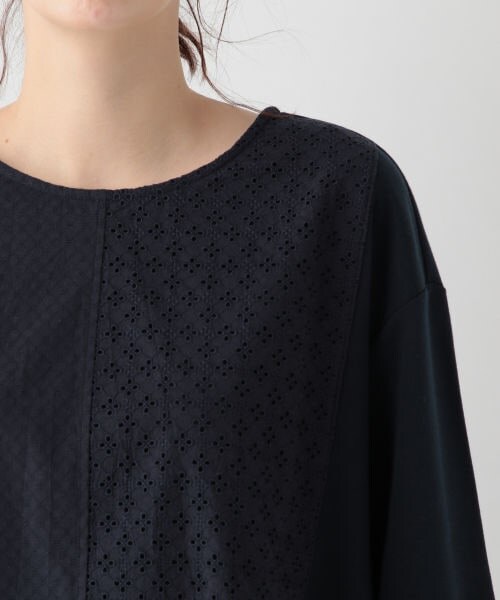 studio CLIP（スタディオクリップ）の「フロントレースコンビチュニックプルオーバー（トップス・オフホワイト/ライトブルー/ネイビー）」の10枚目の写真