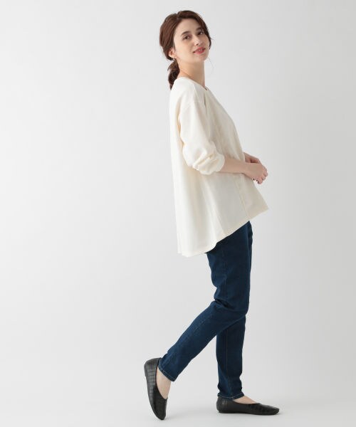 studio CLIP（スタディオクリップ）の「フロントレースコンビチュニックプルオーバー（トップス・オフホワイト/ライトブルー/ネイビー）」の4枚目の写真