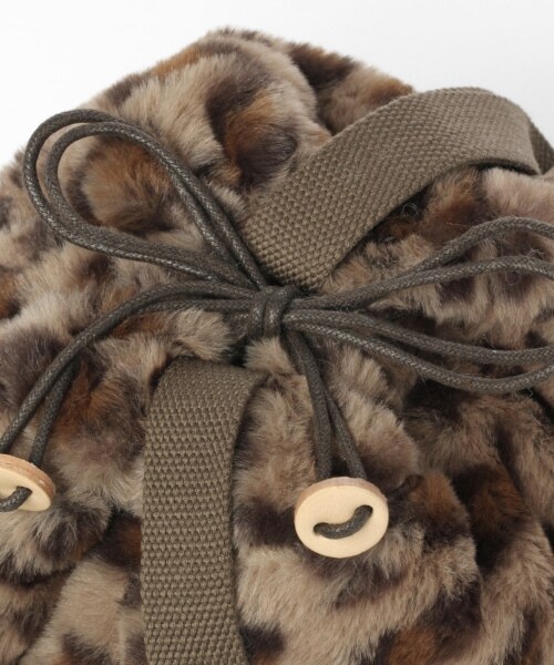 studio CLIP(スタディオクリップ)の「アソートボアファー巾着バッグ(バッグ・レオパード/アイボリー/チェック/ブルー)」の10枚目の写真