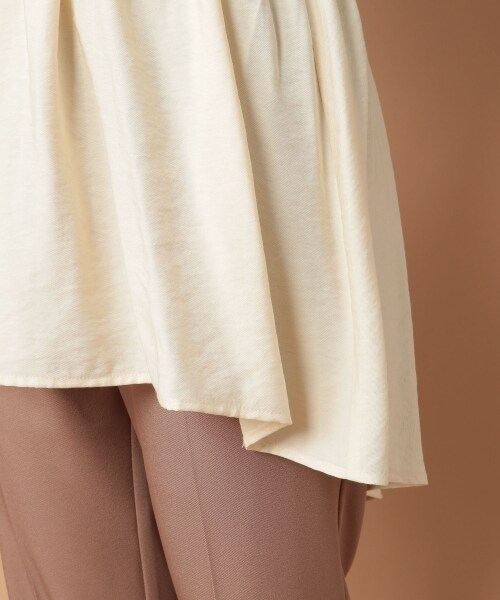 mysty woman(ミスティウーマン)の「バックシャン長袖ブラウス(トップス・アイボリー/ブラウン/マスタード)」の18枚目の写真