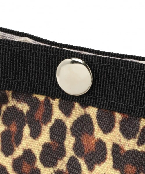 GLOBAL WORK(グローバルワーク)の「DRIFTERスリングポーチ(バッグ・ブラック/ベージュ/レオパード/パープル)」の9枚目の写真