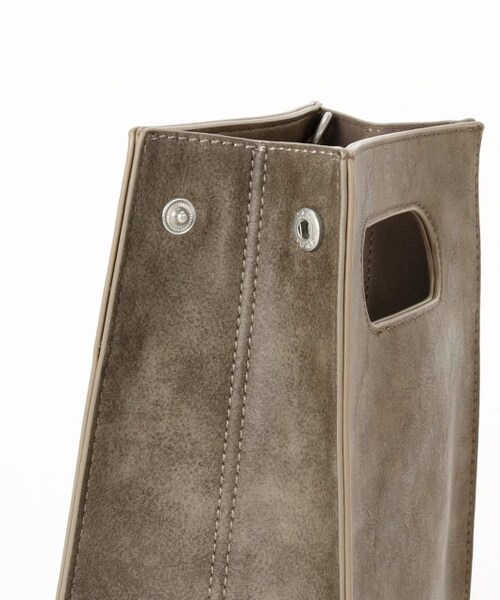 DOUBLE NAME（ダブルネーム）の「持ち手付き合皮ショルダーBAG（バッグ・レディース・黒/ブラウン/グレー・FREE）」の13枚目の写真