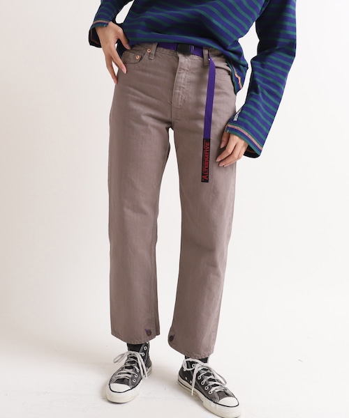 RNA（アールエヌエー）の「R3757 アスレチックジーンズ（パンツ・レディース・ベージュ/デニムオールド加工）」の14枚目の写真