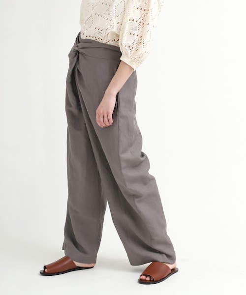 RNA-N（アールエヌエーエヌ）の「R3739 レーヨン麻ツイストデザインパンツ（パンツ・レディース・グレー/ブラウン/ブルーグレー）」の7枚目の写真