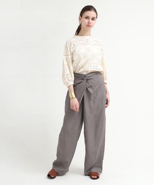 RNA-N（アールエヌエーエヌ）の「R3739 レーヨン麻ツイストデザインパンツ（パンツ・レディース・グレー/ブラウン/ブルーグレー）」の4枚目の写真