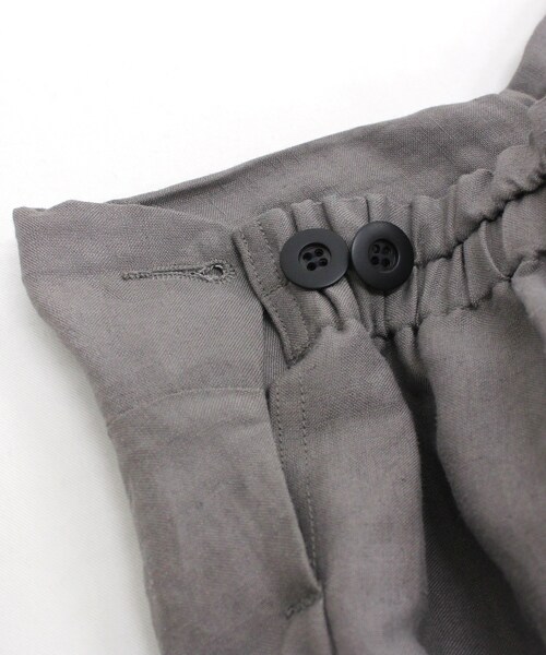RNA-N（アールエヌエーエヌ）の「R3739 レーヨン麻ツイストデザインパンツ（パンツ・レディース・グレー/ブラウン/ブルーグレー）」の15枚目の写真