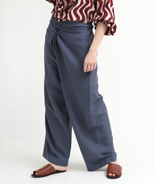 RNA-N（アールエヌエーエヌ）の「R3739 レーヨン麻ツイストデザインパンツ（パンツ・レディース・グレー/ブラウン/ブルーグレー）」の21枚目の写真