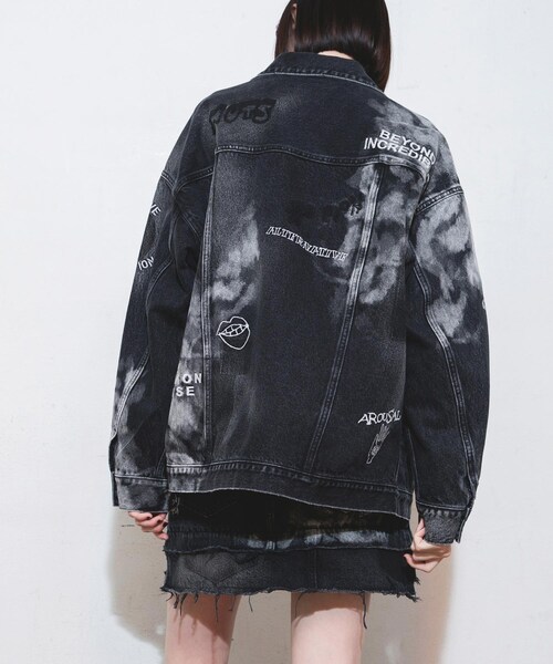 RNA（アールエヌエー）の「J1947 コントラストエフェクトGジャン（ジャケット/アウター・レディース・加工色(インディゴ)/加工色(ブラック)）」の20枚目の写真