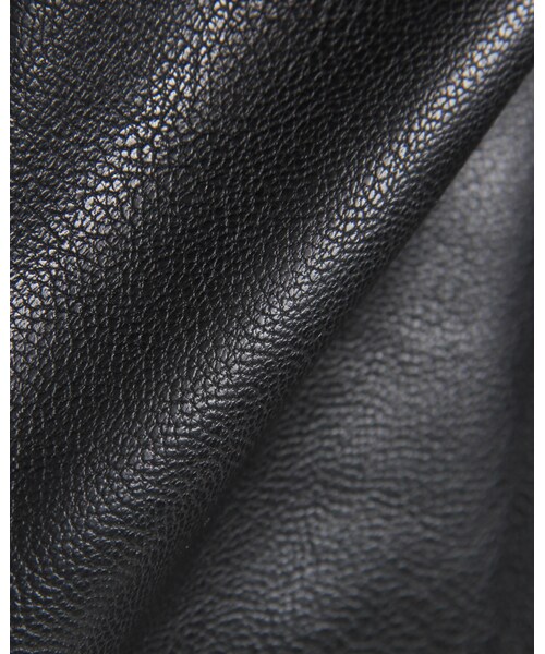 INGNI（イング）の「フェイクレザーキュロットパンツ（パンツ・レディース・ｱｲﾎﾞﾘｰ/ｸﾛ/ﾌﾞﾗｳﾝ・F）」の3枚目の写真