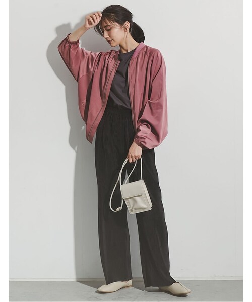 Re:EDIT（リエディ）の「[2020A/W COLLECTION][お家で洗える]マットサテンボリュームスリーブブルゾン（ジャケット/アウター・レディース・ブラック/グレージュ/モカピンク・M/L）」の13枚目の写真