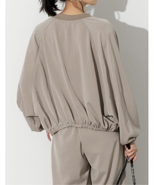 Re:EDIT（リエディ）の「[2020A/W COLLECTION][お家で洗える]マットサテンボリュームスリーブブルゾン（ジャケット/アウター・レディース・ブラック/グレージュ/モカピンク・M/L）」の8枚目の写真