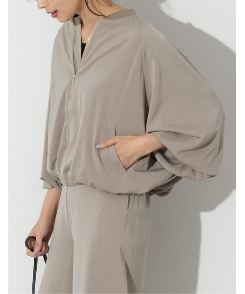 Re:EDIT（リエディ）の「[2020A/W COLLECTION][お家で洗える]マットサテンボリュームスリーブブルゾン（ジャケット/アウター・レディース・ブラック/グレージュ/モカピンク・M/L）」の7枚目の写真