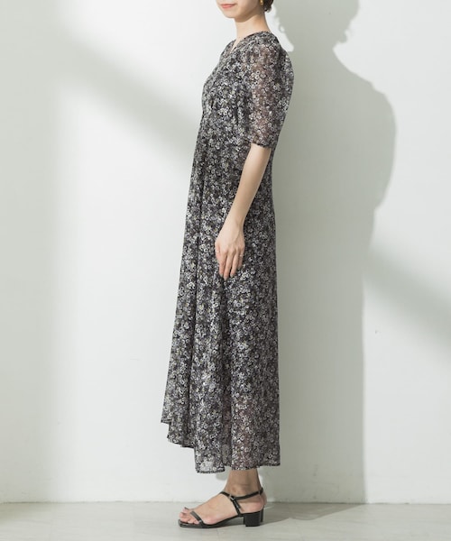 CELFORD（セルフォード）の「CELFORD 小花柄プリントワンピース
