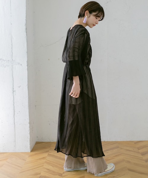 KBF（ケイビーエフ）の「2WAYプリーツシアーワンピース（）」 - WEAR