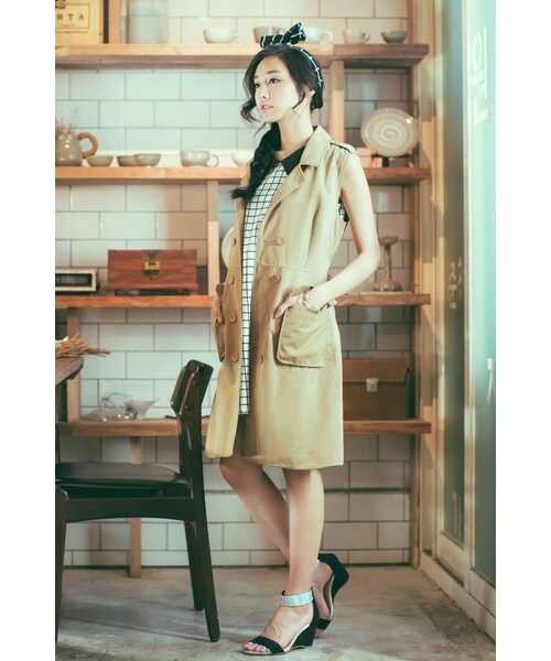 ORENDA（オレンダ）の「都會感修身風衣洋裝（ワンピース/ドレス・レディース・卡其/黑・S/M/L）」の3枚目の写真