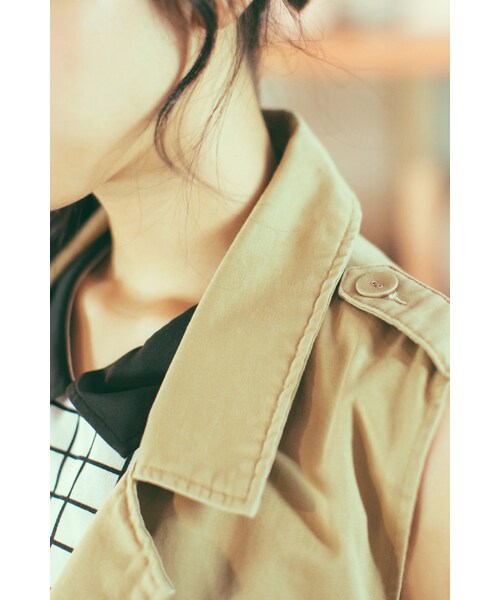 ORENDA（オレンダ）の「都會感修身風衣洋裝（ワンピース/ドレス・レディース・卡其/黑・S/M/L）」の7枚目の写真